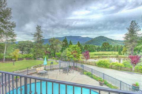 100 Springbrook Dr, Grants Pass, OR 97527 photo 31