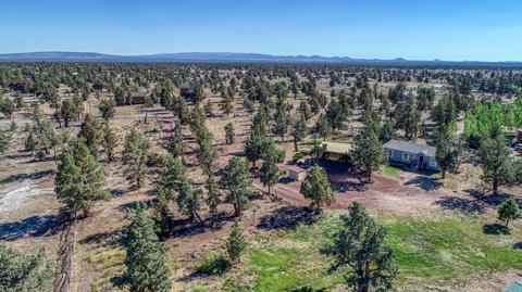 24950 Deer Ln, Bend, OR 97701 photo 21