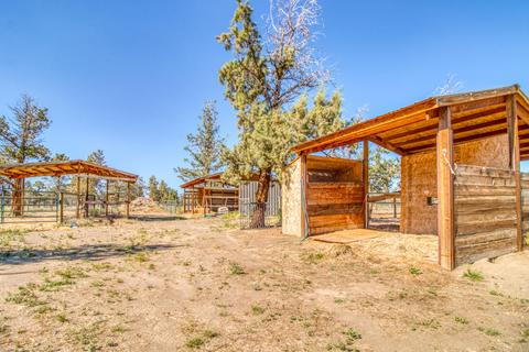 24950 Deer Ln, Bend, OR 97701 photo 19