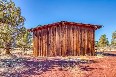 24950 Deer Ln, Bend, OR 97701 photo 20