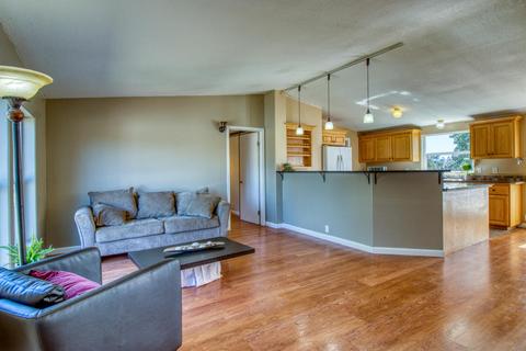 24950 Deer Ln, Bend, OR 97701 photo 3