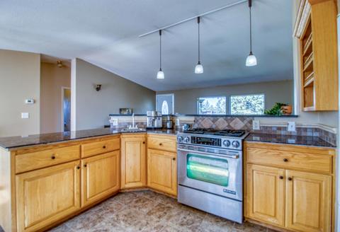 24950 Deer Ln, Bend, OR 97701 photo 5