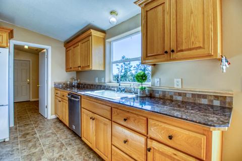 24950 Deer Ln, Bend, OR 97701 photo 6