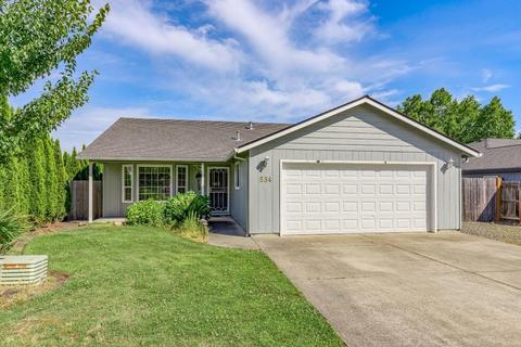 534 Westminster Dr, Eagle Point, OR 97524 photo 2