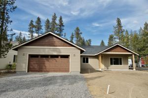56025 Marsh Hawk Rd, Bend, OR 97707 photo 1