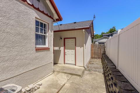 204 Maxwell Pl, Central Point, OR 97502 photo 8