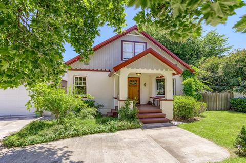 204 Maxwell Pl, Central Point, OR 97502 photo 2