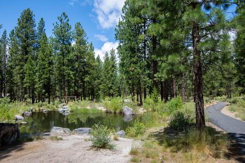 56214 Sable Rock Loop, Bend, OR 97707 photo 2