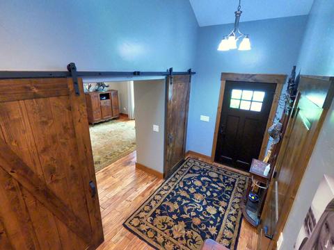 1121 E Timber Pine Dr, Sisters, OR 97759 photo 3