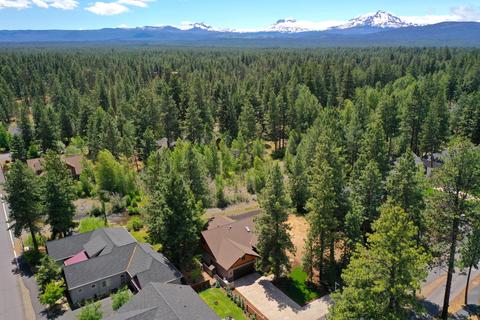 1121 E Timber Pine Dr, Sisters, OR 97759 photo 40