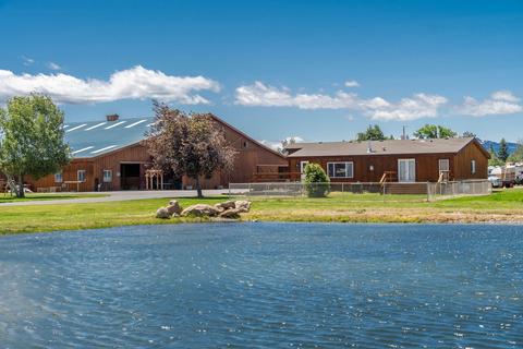 65745 White Rock Loop, Bend, OR 97701 photo 1