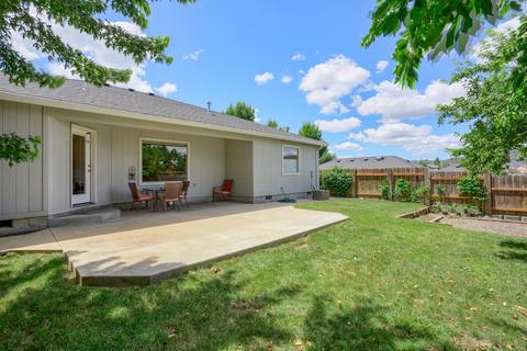 1106 Highlands Dr, Eagle Point, OR 97524 photo 32