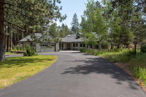 60210 Ridgeview Dr E, Bend, OR 97702 photo 1