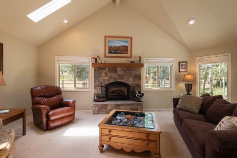 60210 Ridgeview Dr E, Bend, OR 97702 photo 11