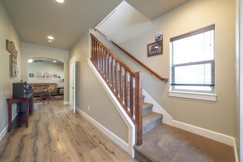 21387 NE Nolan Ct, Bend, OR 97701 photo 4