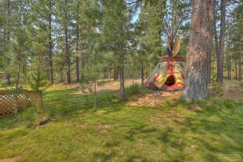 56855 Spring River Dr, Bend, OR 97707 photo 3