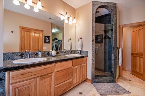 1171 E Cascade Ave, Sisters, OR 97759 photo 8