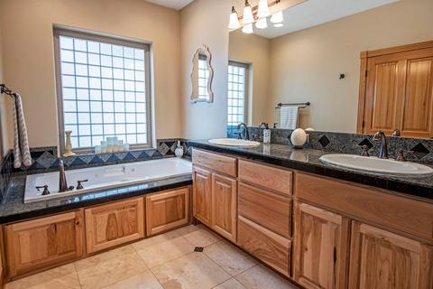 1171 E Cascade Ave, Sisters, OR 97759 photo 7