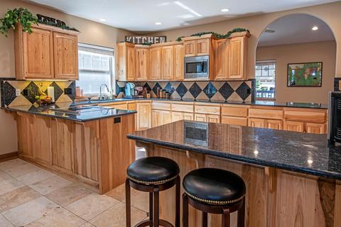 1171 E Cascade Ave, Sisters, OR 97759 photo 4