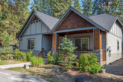 1171 E Cascade Ave, Sisters, OR 97759 photo 1