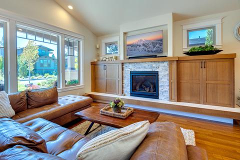 1751 NW Fields St, Bend, OR 97703 photo 9
