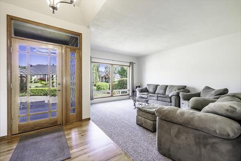 168 Keystone Way, Eagle Point, OR 97524 photo 3