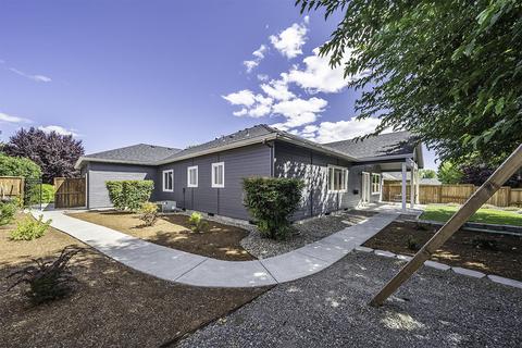 168 Keystone Way, Eagle Point, OR 97524 photo 4
