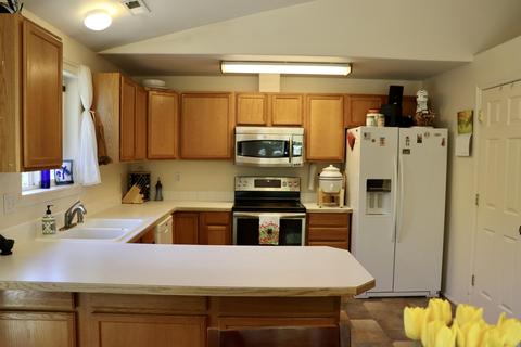 263 SE Amanda Ct, Bend, OR 97702 photo 9