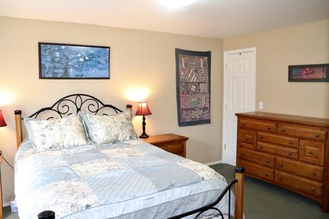 263 SE Amanda Ct, Bend, OR 97702 photo 14