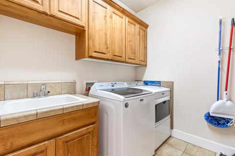 935 Pumpkin Ridge Dr, Eagle Point, OR 97524 photo 22