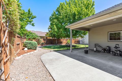 935 Pumpkin Ridge Dr, Eagle Point, OR 97524 photo 29