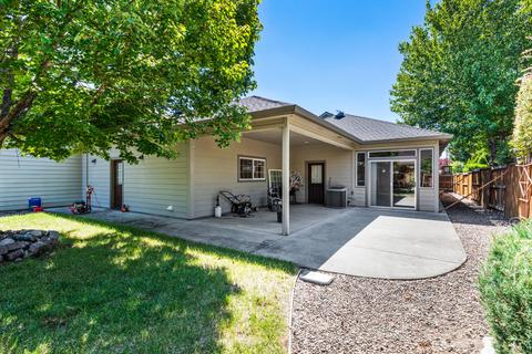 935 Pumpkin Ridge Dr, Eagle Point, OR 97524 photo 30