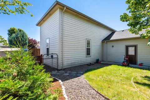 935 Pumpkin Ridge Dr, Eagle Point, OR 97524 photo 31