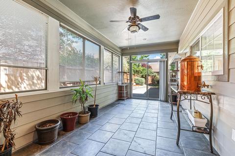 935 Pumpkin Ridge Dr, Eagle Point, OR 97524 photo 11