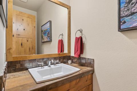 60429 Snapshot Loop, Bend, OR 97702 photo 32