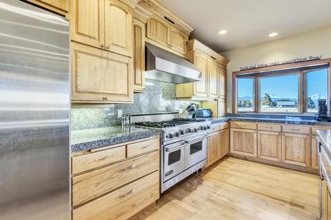 64840 Simon Rd, Bend, OR 97703 photo 8