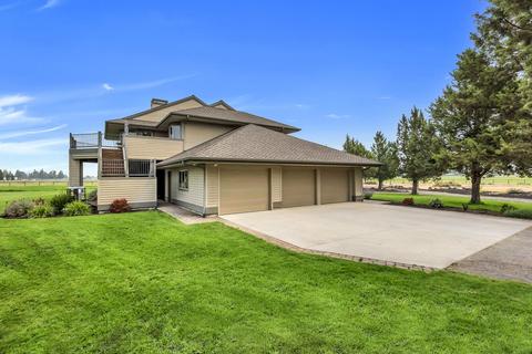 64840 Simon Rd, Bend, OR 97703 photo 2