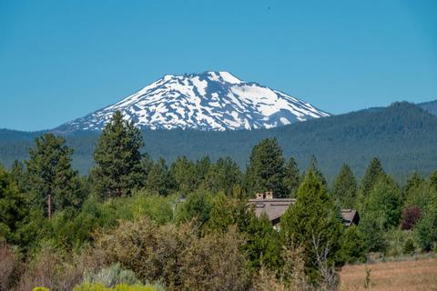 19190 Macalpine Loop, Bend, OR 97702 photo 1