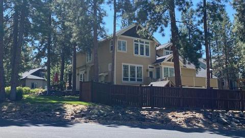 2747 NW Windham Loop, Bend, OR 97701 photo 2