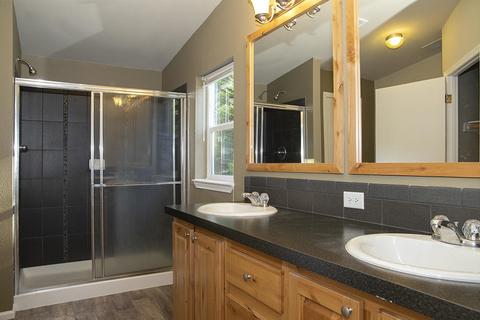 560 Marcy Loop Rd, Grants Pass, OR 97527 photo 14