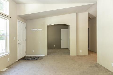 560 Marcy Loop Rd, Grants Pass, OR 97527 photo 5