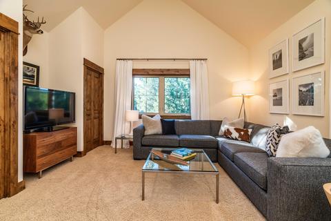 61357 Wild Rapids Dr, Bend, OR 97702 photo 37