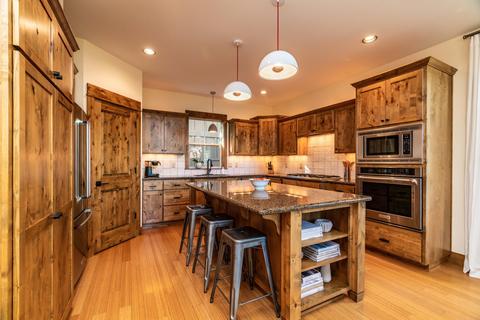 61357 Wild Rapids Dr, Bend, OR 97702 photo 12
