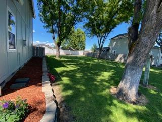 367 Brookhaven Dr, Central Point, OR 97502 photo 4