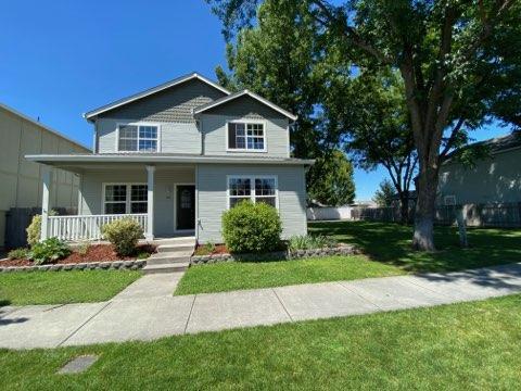 367 Brookhaven Dr, Central Point, OR 97502 photo 2