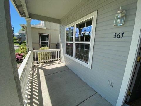 367 Brookhaven Dr, Central Point, OR 97502 photo 5