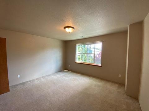 367 Brookhaven Dr, Central Point, OR 97502 photo 10