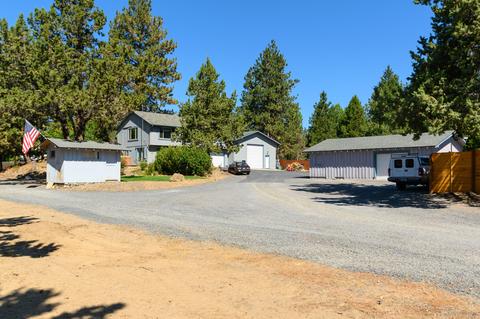 61235 Benham Rd, Bend, OR 97702 photo 6