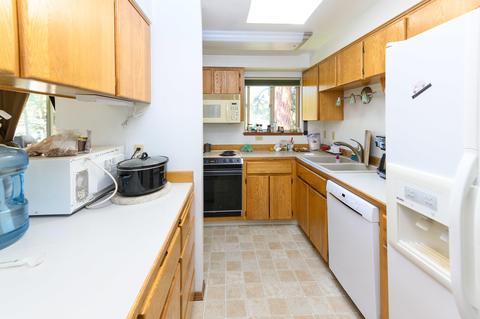 61235 Benham Rd, Bend, OR 97702 photo 10