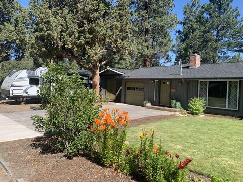 1238 NE Burnside Ave, Bend, OR 97701 photo 3